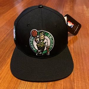 Celtics snap back new with tags
